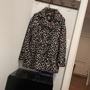 Doll house, outerwear size large, cheetah, print jacket, medium weight tub 2